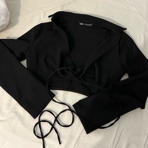 Criss cross crop blazer